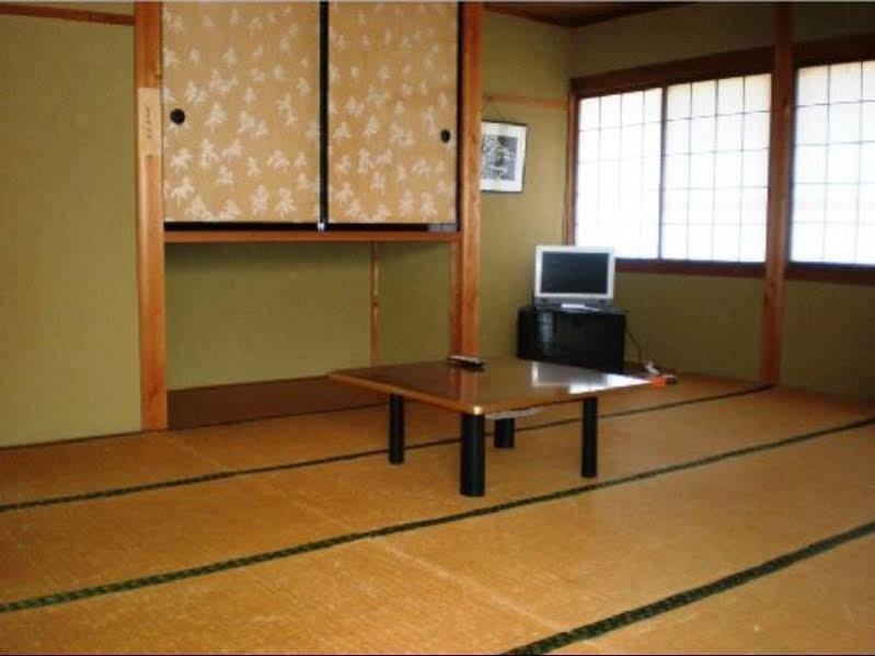 Iwatakiso Hotel Takayama  Exterior photo